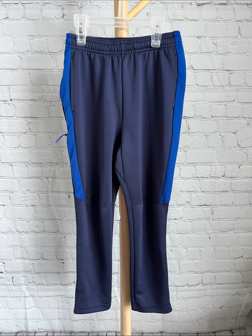 ⭐️⭐️ PICK 5 / $20 All in Motion Boys Navy and Royal Blue Athletic Track Pants